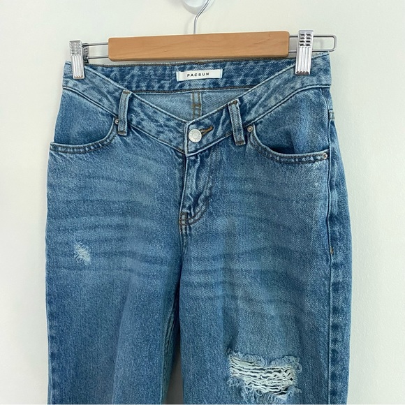 Pacsun V Deep 90s Boyfriend Distressed Jeans - Picture 3 of 6